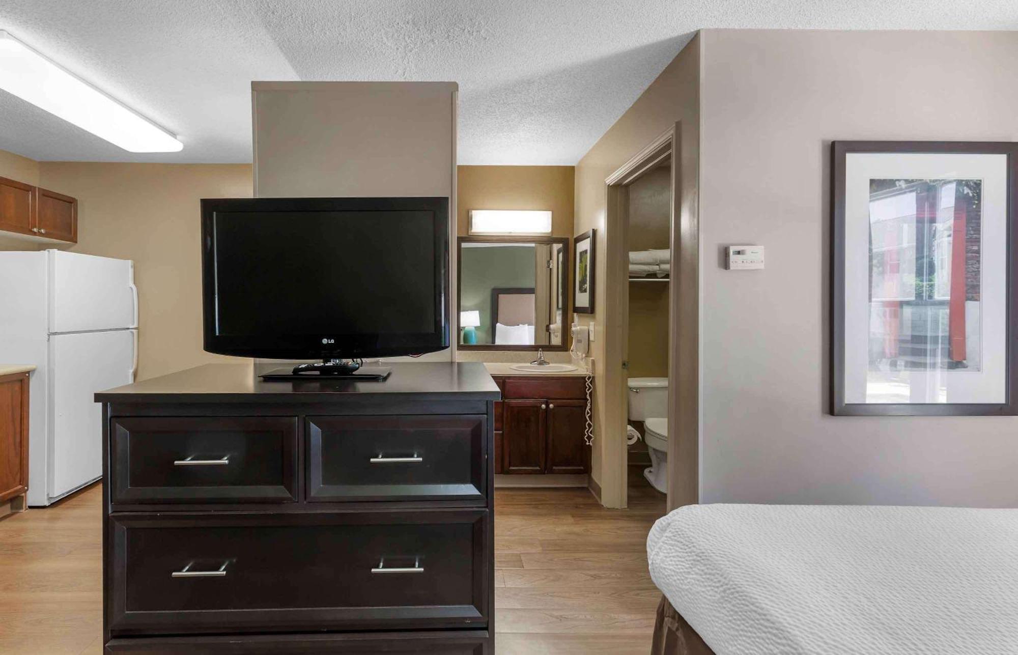 דורהאם Extended Stay America Suites - Raleigh - Rtp - 4919 Miami Blvd מראה חיצוני תמונה